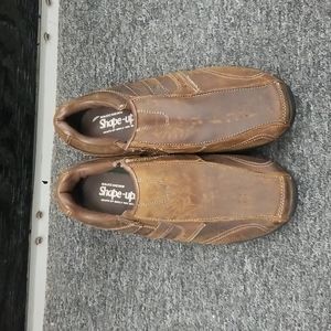 Skechers shape ups slip on 8 brand new